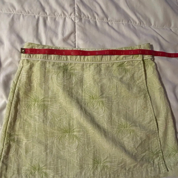 Patagonia Button Out Boardie Skort set 6 Cornelia Meadow Green - Picture 7 of 15